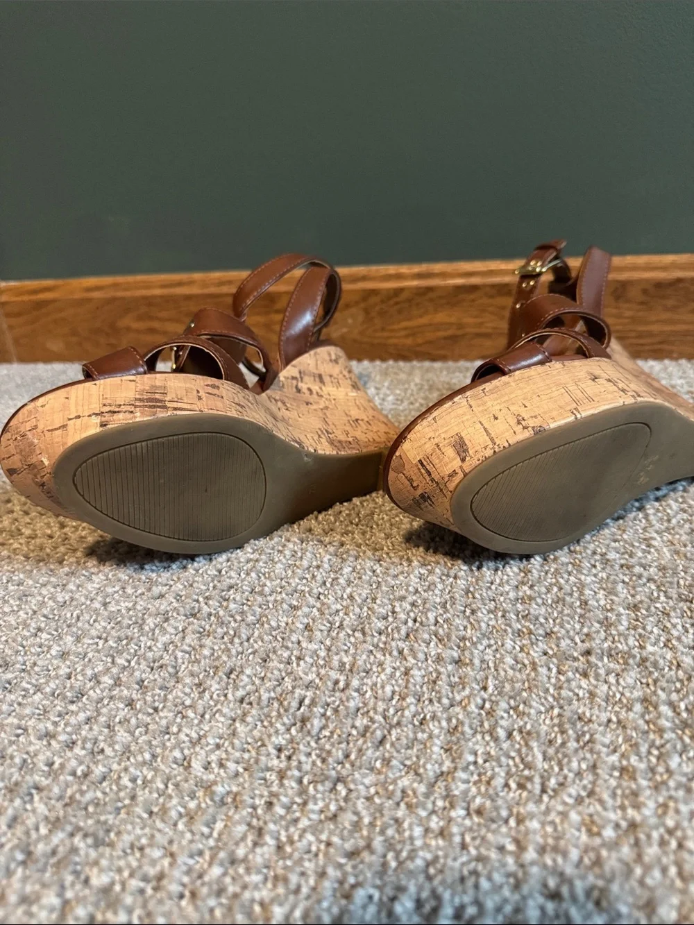 GUESS Brown Leather-Strap Cork Wedge Sandals with Gold Logo